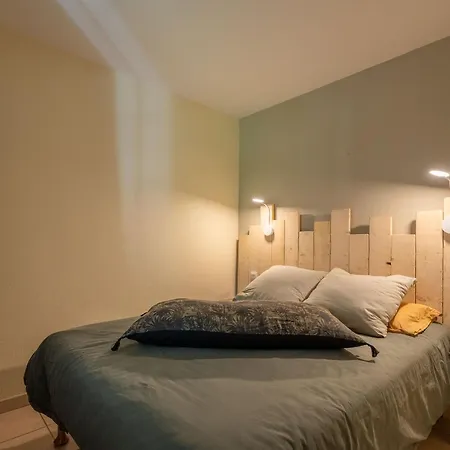 à Avec Piscine, Boulodrome Et Terrasse – 7 Personnes, Ménage Inclus - Fr-1-319-497 * Biscarrosse