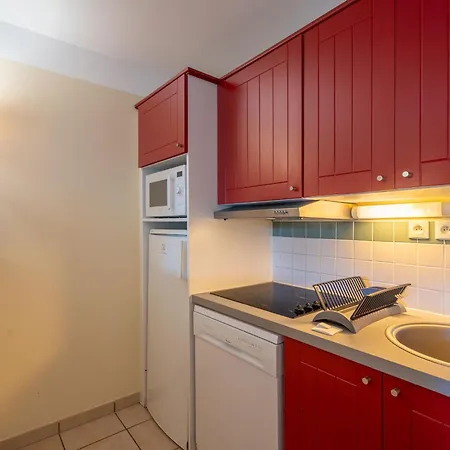 A Avec Piscine, Boulodrome Et Terrasse - 7 Personnes, Menage Inclus - Fr-1-319-497 Lägenhet *