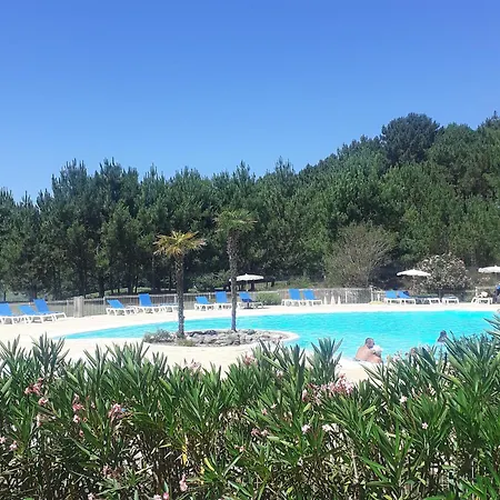 Apartamento à Avec Piscine, Boulodrome Et Terrasse – 7 Personnes, Ménage Inclus - Fr-1-319-497 Biscarrosse